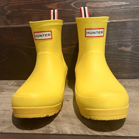 Hunter Shoes - Hunter yellow Original short play Rain/water boots size 7